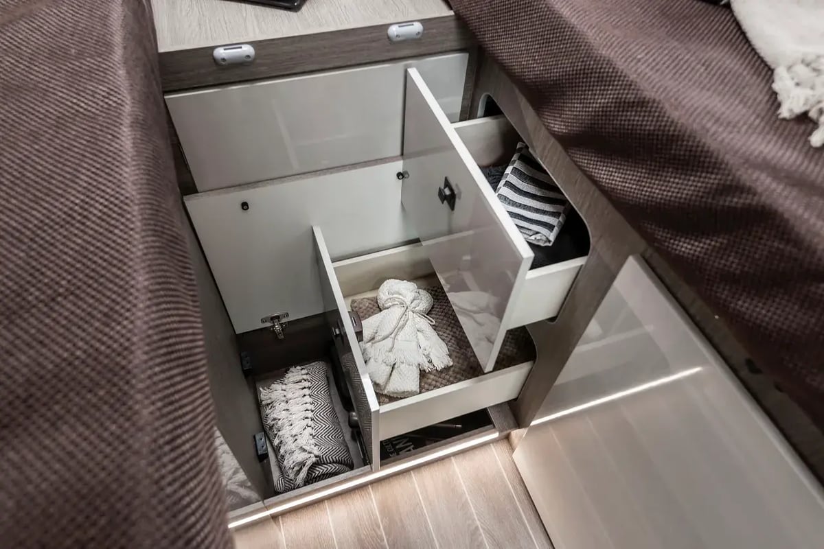 URBANO_Genius-287TL-17-2025